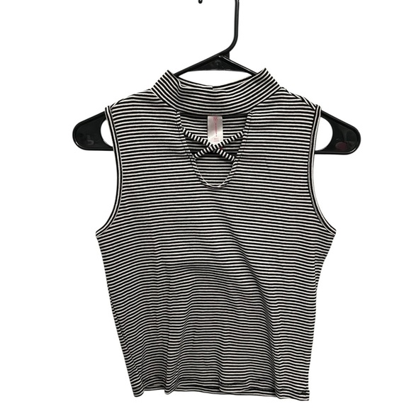 No boundaries Tank Top Black With White - Picture 1 of 4